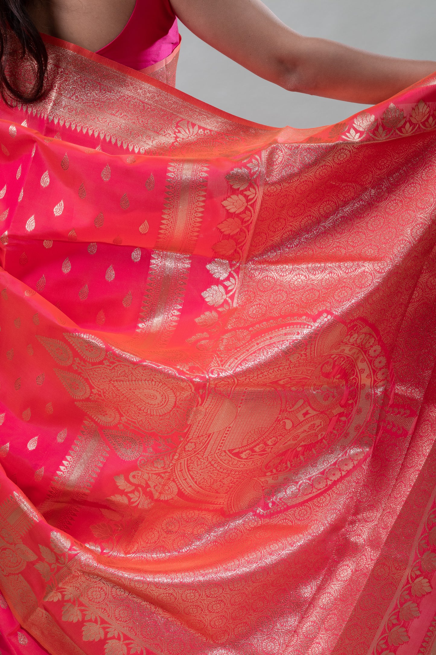 Red Zari Chanderi Silk Saree with Blouse Piece