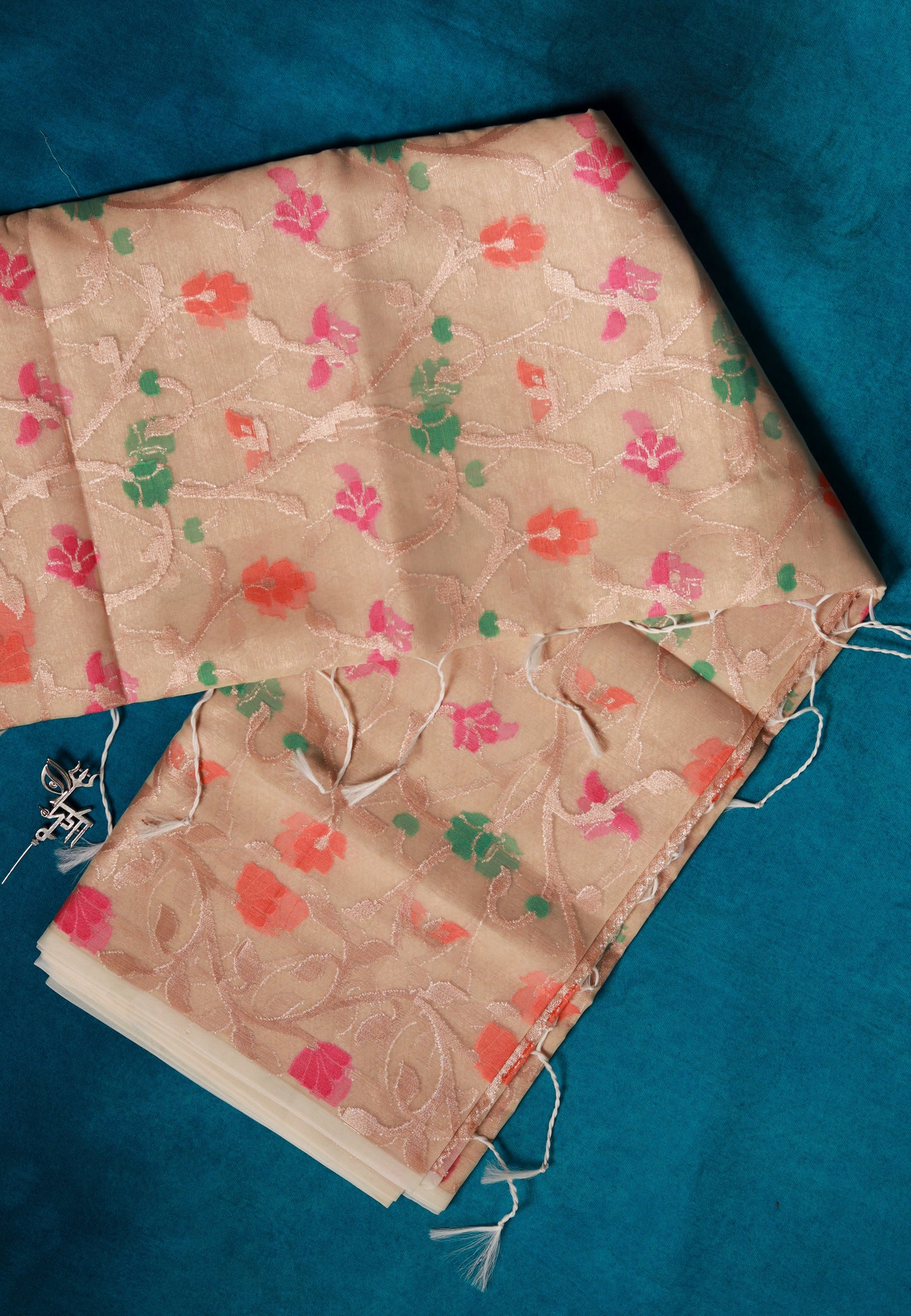 Beige Pure Muslin Silk Saree with Blouse Piece