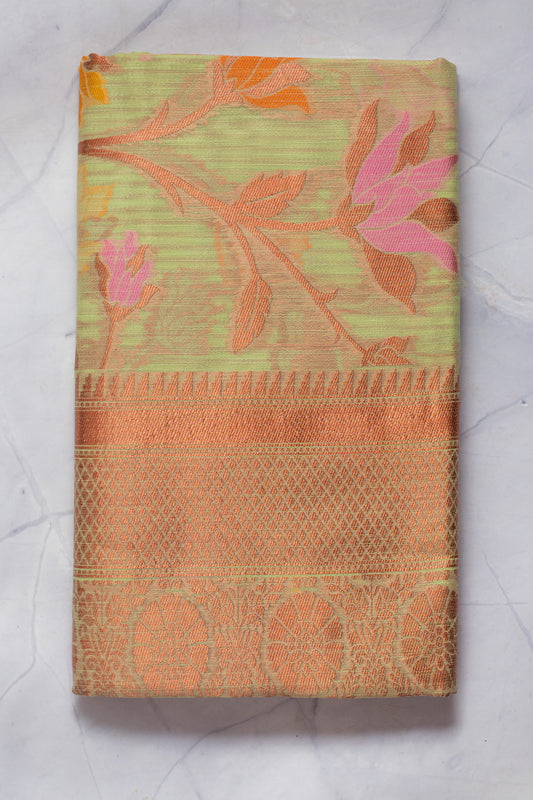 Star Trail Green Soft Silk Handloom Saree with Blouse Piece