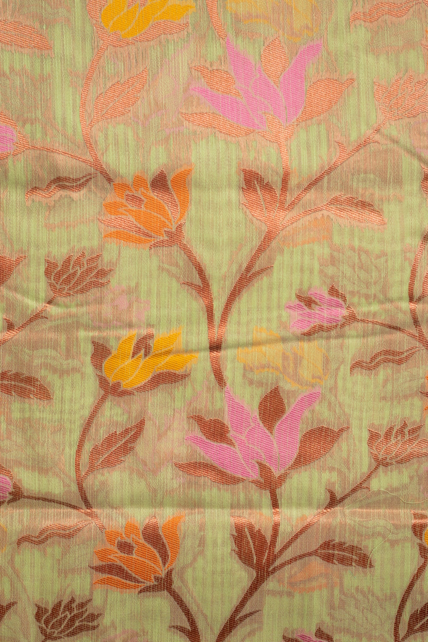 Star Trail Green Soft Silk Handloom Saree with Blouse Piece